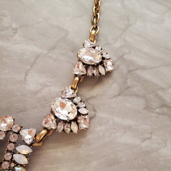 ✨ J.Crew Rhinestones Crystals Shield Cluster Antiqued Statement Necklace ✨ - Picture 5 of 16